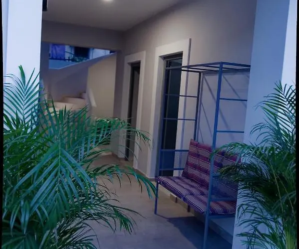 Niriides Porto Cheli