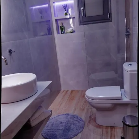 Niriides Pórto Héli