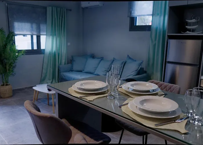 Niriides ポルト・ヘリ